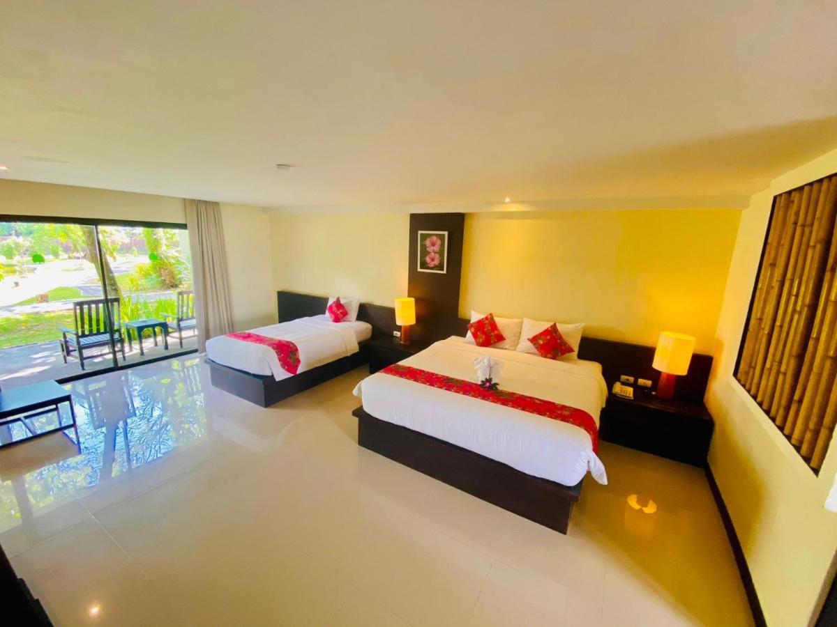 Palm Galleria Resort-SHA Extra Plus Khao Lak Esterno foto
