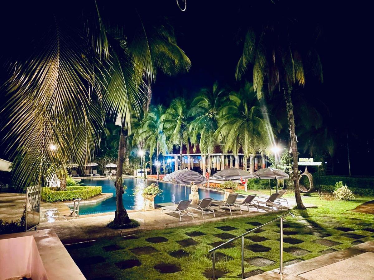 Palm Galleria Resort-SHA Extra Plus Khao Lak Esterno foto