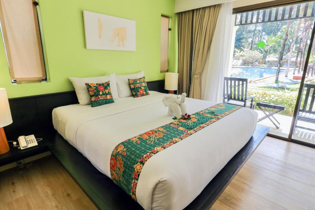 Palm Galleria Resort-SHA Extra Plus Khao Lak Esterno foto
