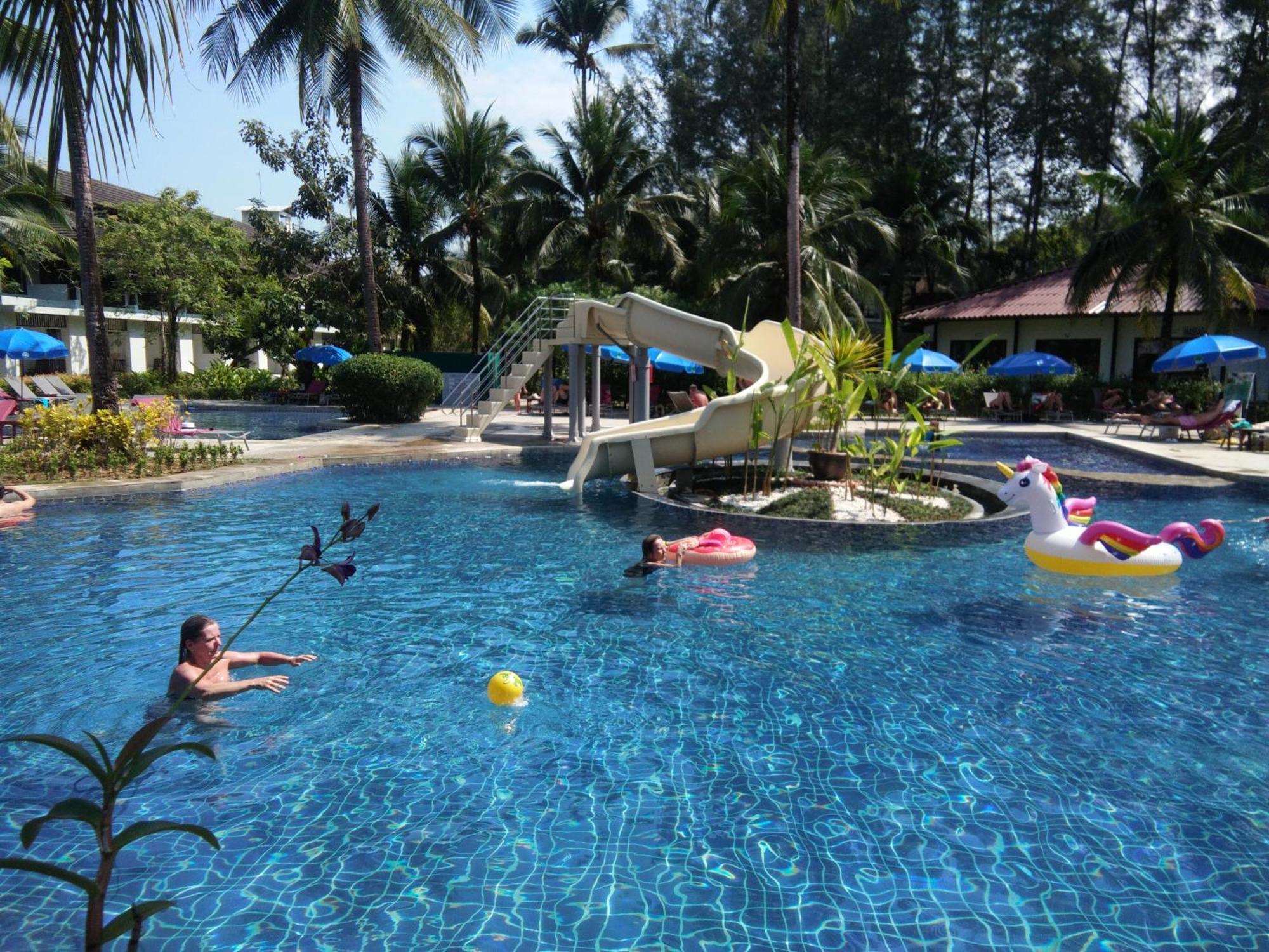 Palm Galleria Resort-SHA Extra Plus Khao Lak Esterno foto