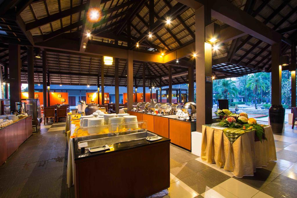Palm Galleria Resort-SHA Extra Plus Khao Lak Esterno foto