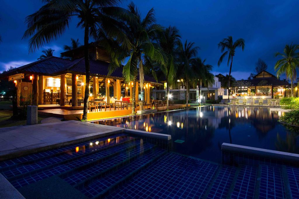 Palm Galleria Resort-SHA Extra Plus Khao Lak Esterno foto