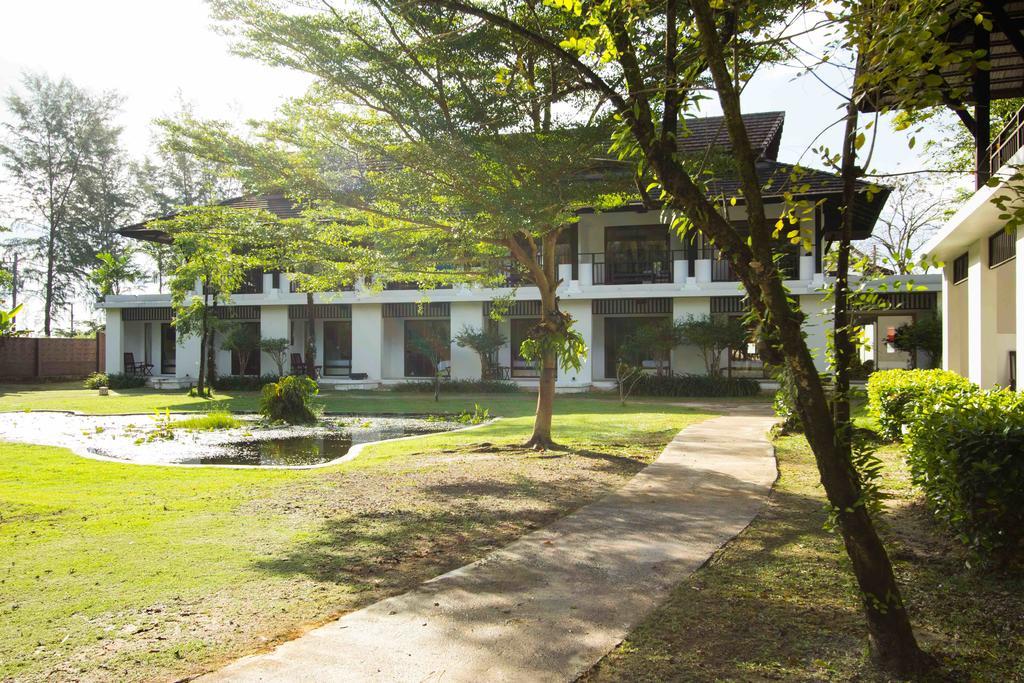 Palm Galleria Resort-SHA Extra Plus Khao Lak Esterno foto
