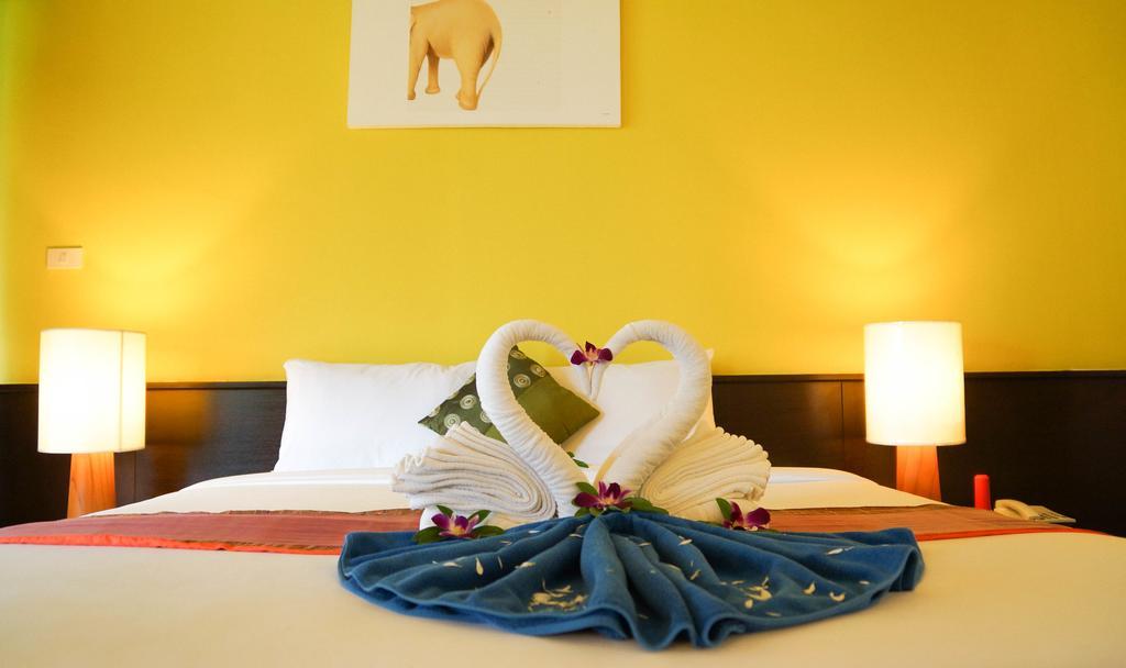 Palm Galleria Resort-SHA Extra Plus Khao Lak Esterno foto