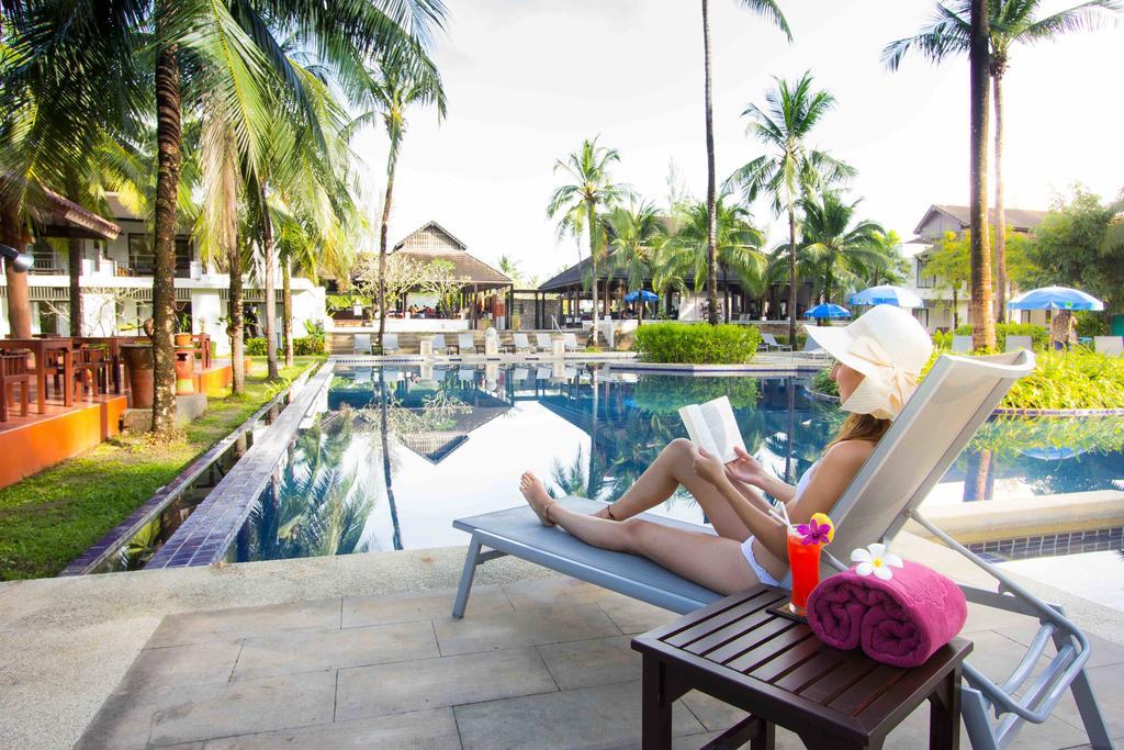 Palm Galleria Resort-SHA Extra Plus Khao Lak Esterno foto