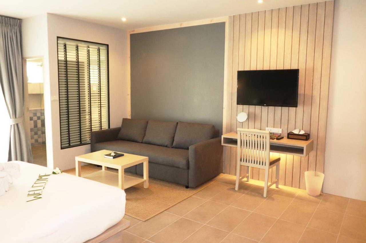 Palm Galleria Resort-SHA Extra Plus Khao Lak Esterno foto